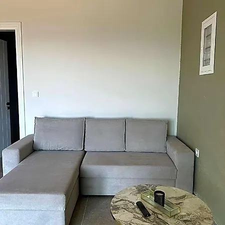 Eris - 2 Bedroom Lägenhet