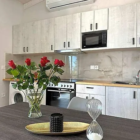 Eris - 2 Bedroom Apartamento *