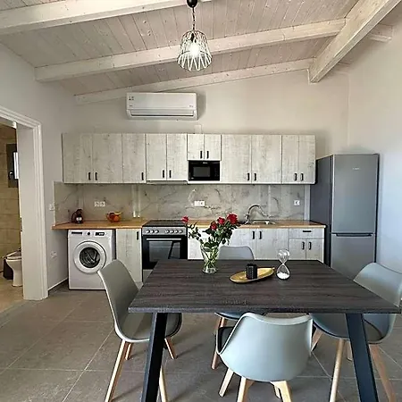 Apartamento Eris - 2 Bedroom Lefkáda